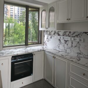 Kitchen Cabinets & Countertops